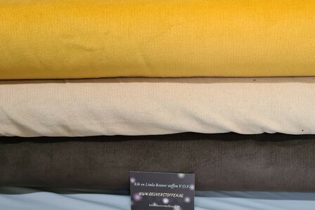 Washed stretch  Fine-Cord Oker