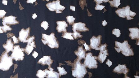 Viscose Crepe Animal Black