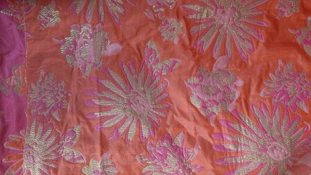 Jacquard Flowers Pink