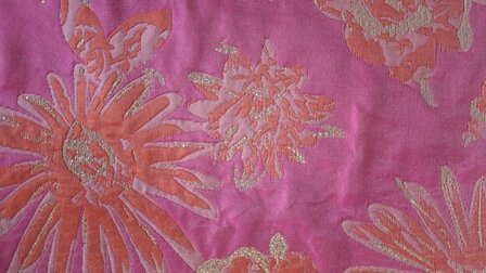 Jacquard Flowers Pink