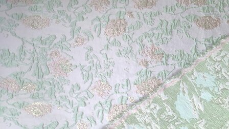 Jacquard Flowers Ros&eacute;
