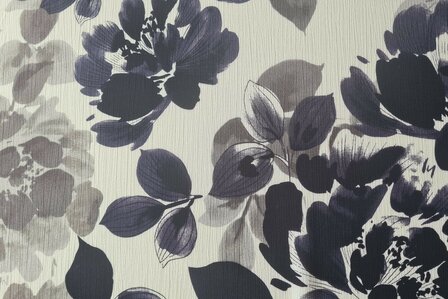 Viscose Crincle Flowers Off White