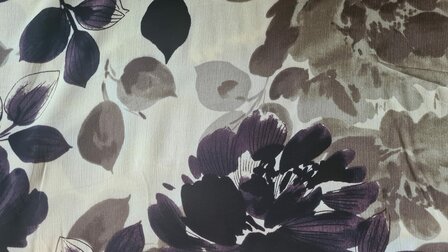 Viscose Crincle Flowers Off White