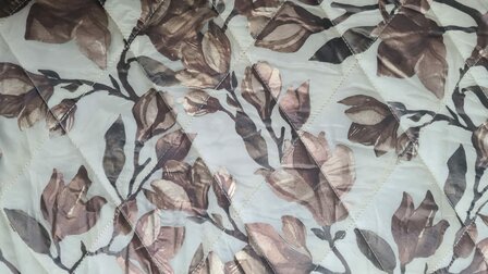 Double Stepped Flowers Brown