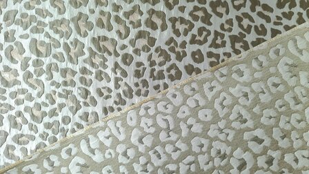 Jacquard Animal Khaki
