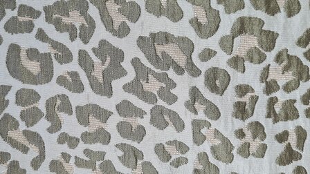 Jacquard Animal Khaki