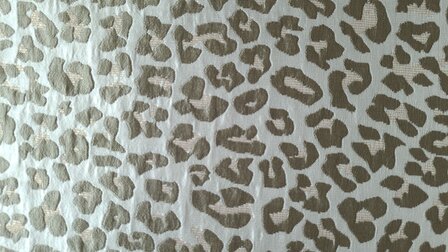 Jacquard Animal Khaki