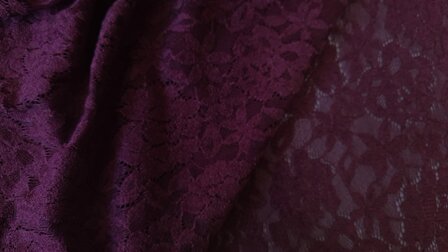 Lace Deluxe Wine Red