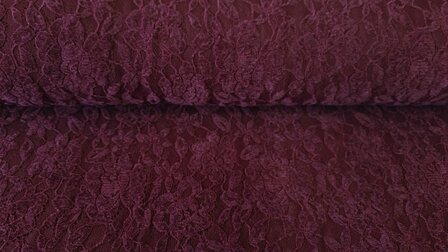 Lace Deluxe Wine Red