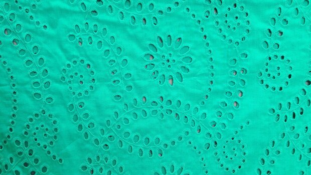 Cotton Broderie Uni-Flowers Green