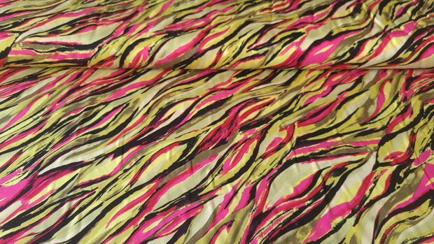 Viscose Twill Abstract Waves Lime