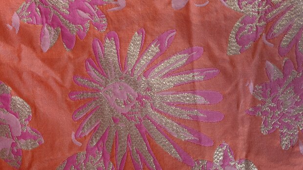 Jacquard Flowers Pink