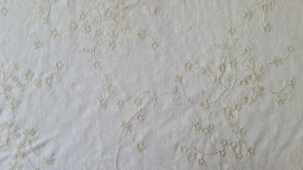 Linnen Viscose Embroidery Twig Ecru