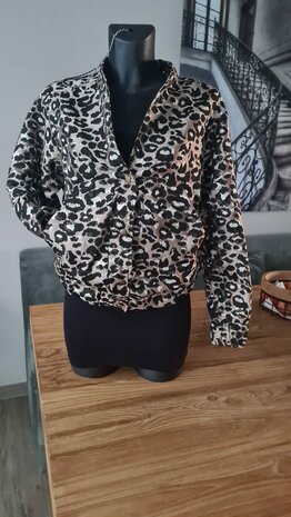 Jacquard Leopard Beige