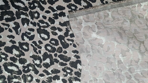 Jacquard Leopard Beige
