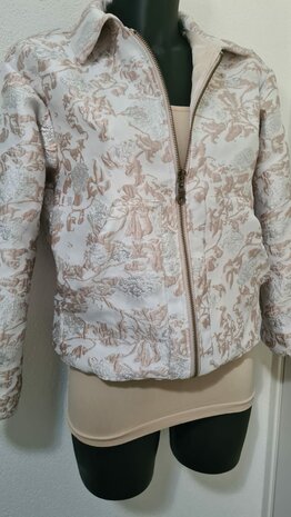 Jacquard Flowers Beige
