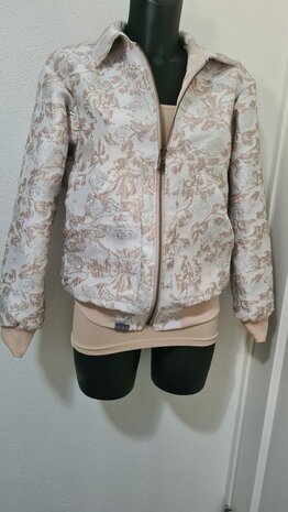 Jacquard Flowers Beige