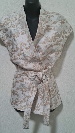 Jacquard Flowers Beige