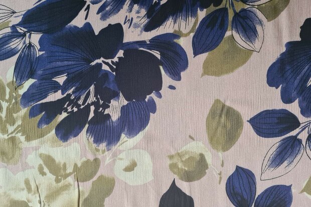 Viscose Crincle Flowers Nude