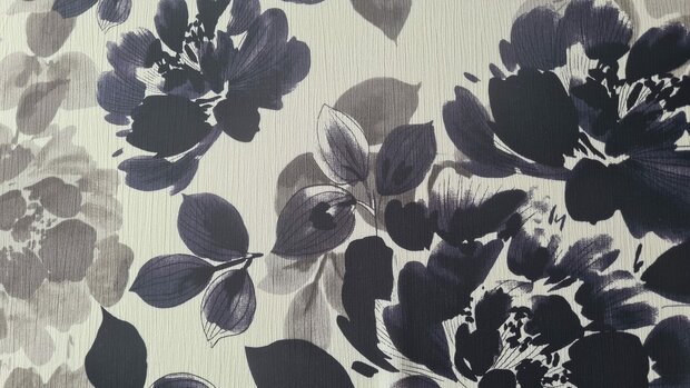 Viscose Crincle Flowers Off White