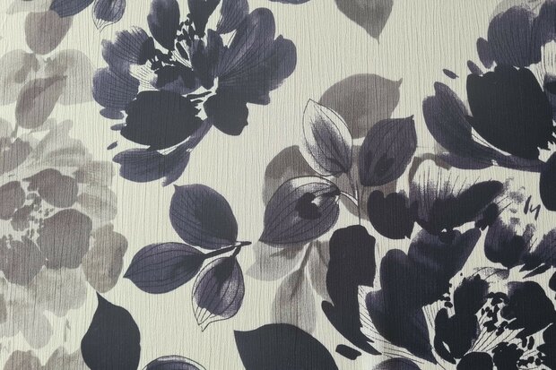 Viscose Crincle Flowers Off White
