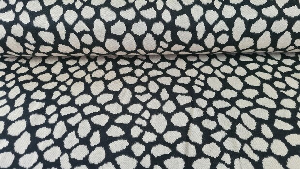 Knitted Punta Jacquard Dot