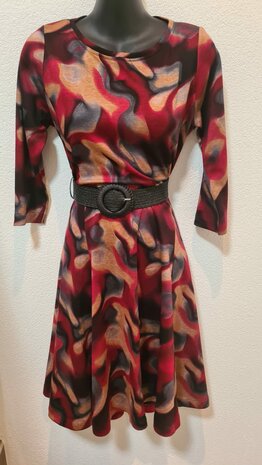 Punta Abstract Shape Red