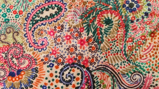 Teddy Fur Paisley Multi