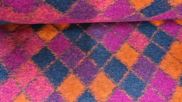 Boiled Wool Diamond Cyclam