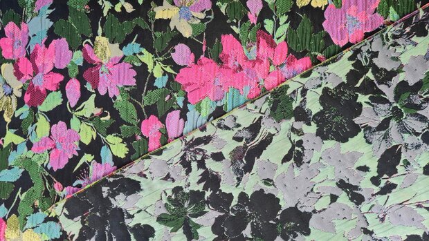 Jacquard Lilly Black
