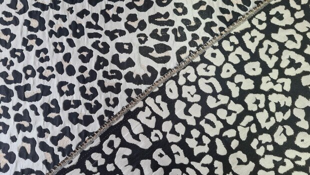 Jacquard Animal Black
