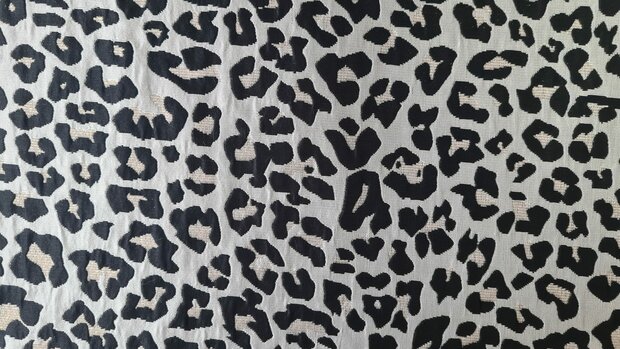 Jacquard Animal Black