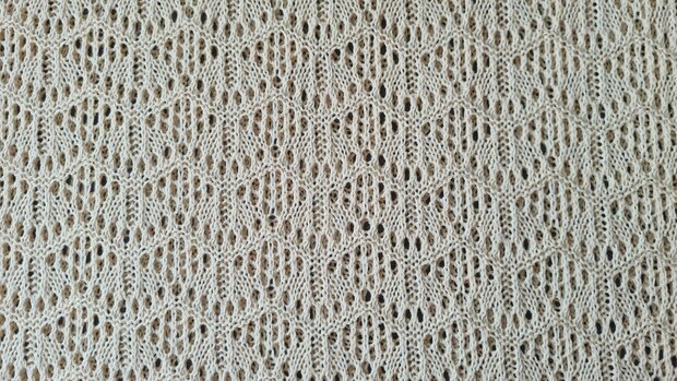 Heavy Lace Knit Creme