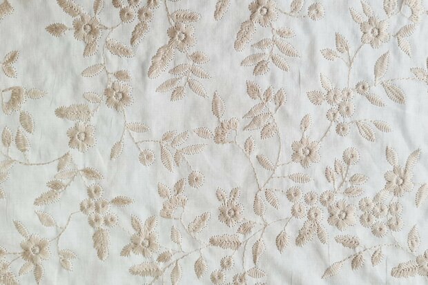 Cotton Embroidery Flowers Off White/Sand