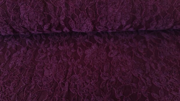 Lace Deluxe Wine Red