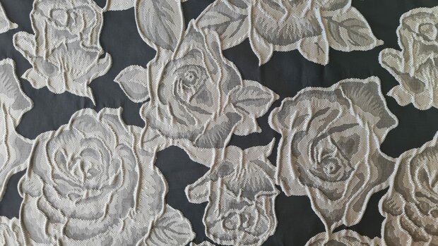 Jacquard Roses Grey
