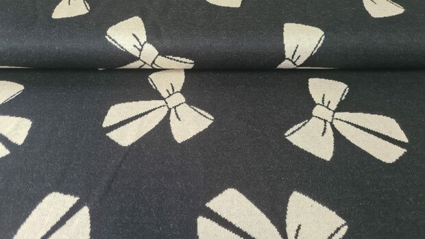 Knitted Jacquard Bow Tie