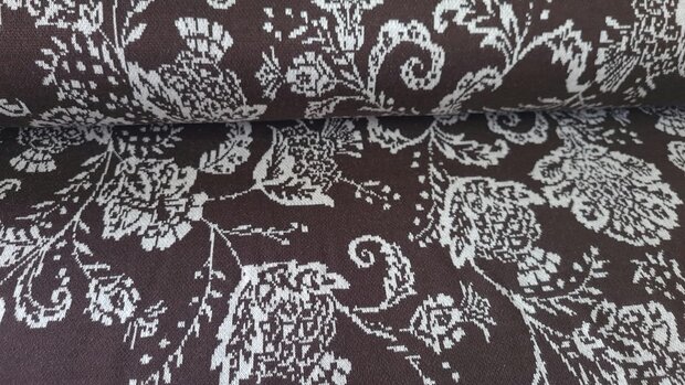 Knitted Jacquard Flowers Brown