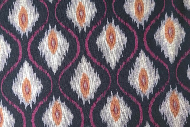Punta Abstract Black/Wine Red