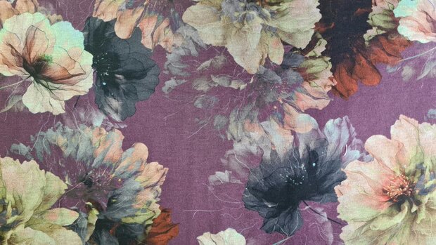 Punta Romance Flower Aubergine